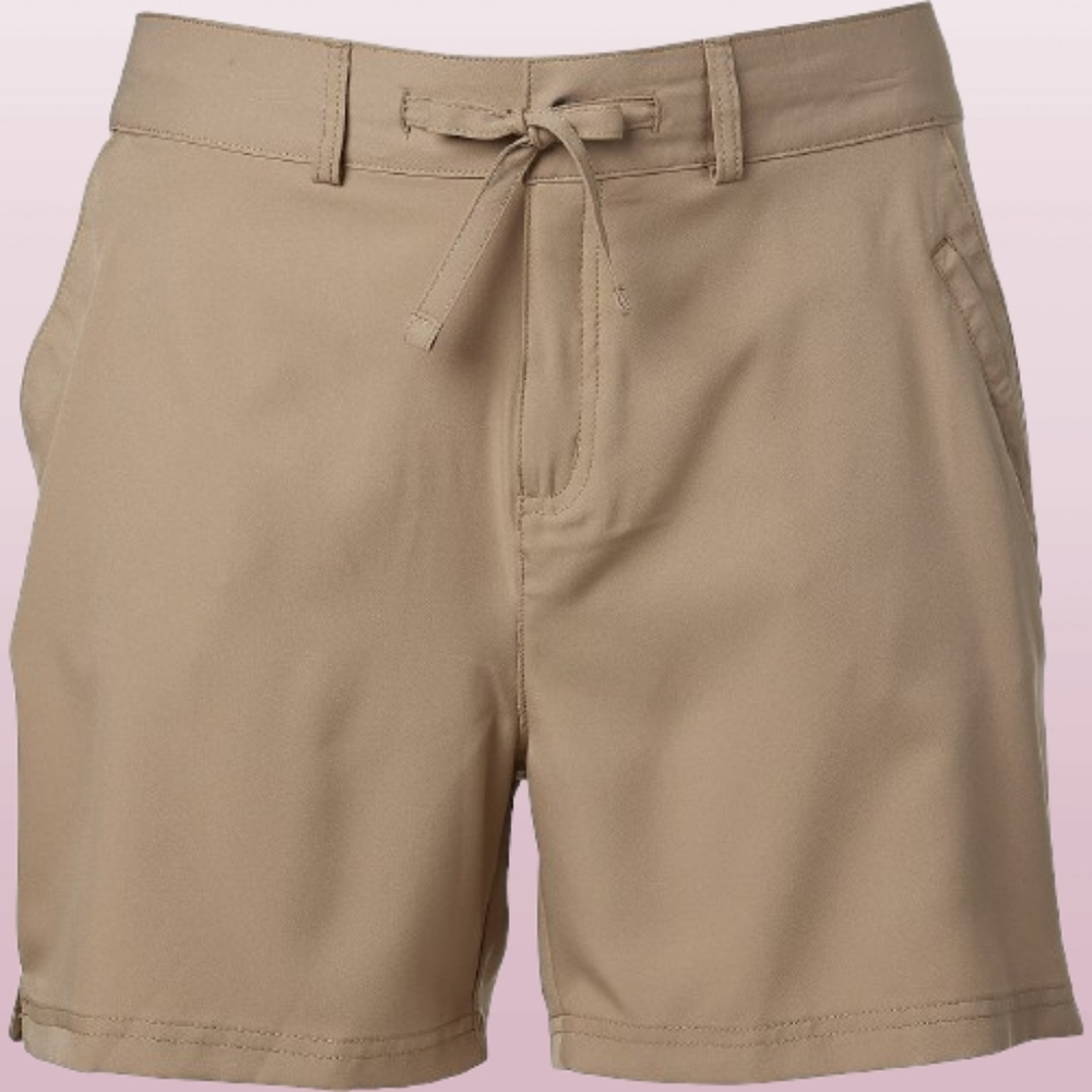 NWT Magellan Outdoors Tan Cargo Shorts with Tailored Look Women's Size Large